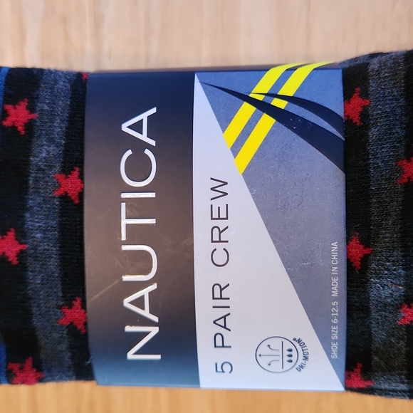 Nautica Men's 5 pair pack of crew socks - Picture 5 of 8